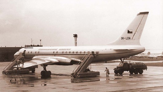 Tu-104
