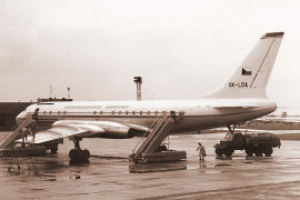 Tu-104