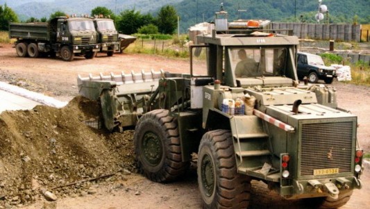 KN-251