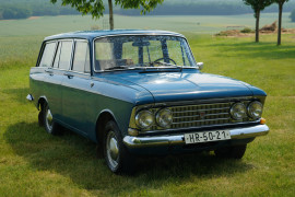 Moskvič 426- 427