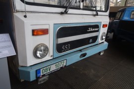 Ikarus 553